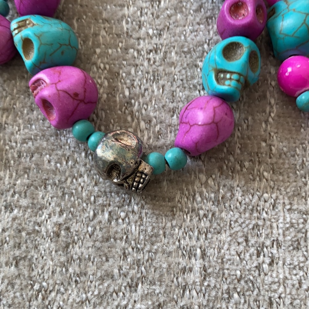 3 Sugar skull elastic band bracelets - Picture 2 of 3